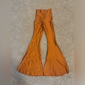 Lainey Wilson Bell Bottoms